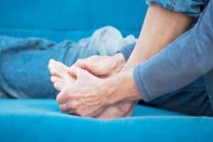 Edema: Types, Causes, Symptoms and Treatment